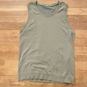 Moss green athletic casual tank shirt top size small S  B8